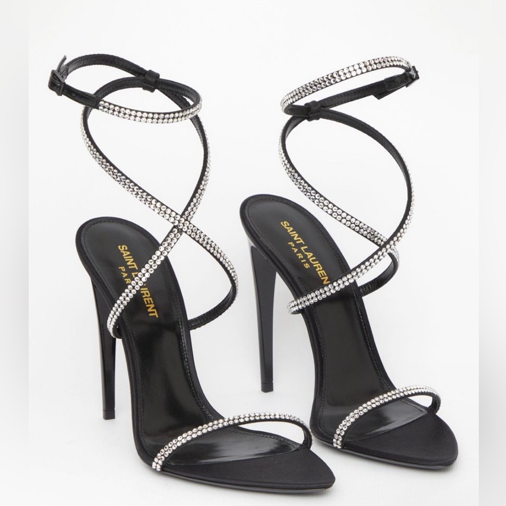 Saint Laurent
Women's White Georgia Sandals With Rhinestones. Size 38